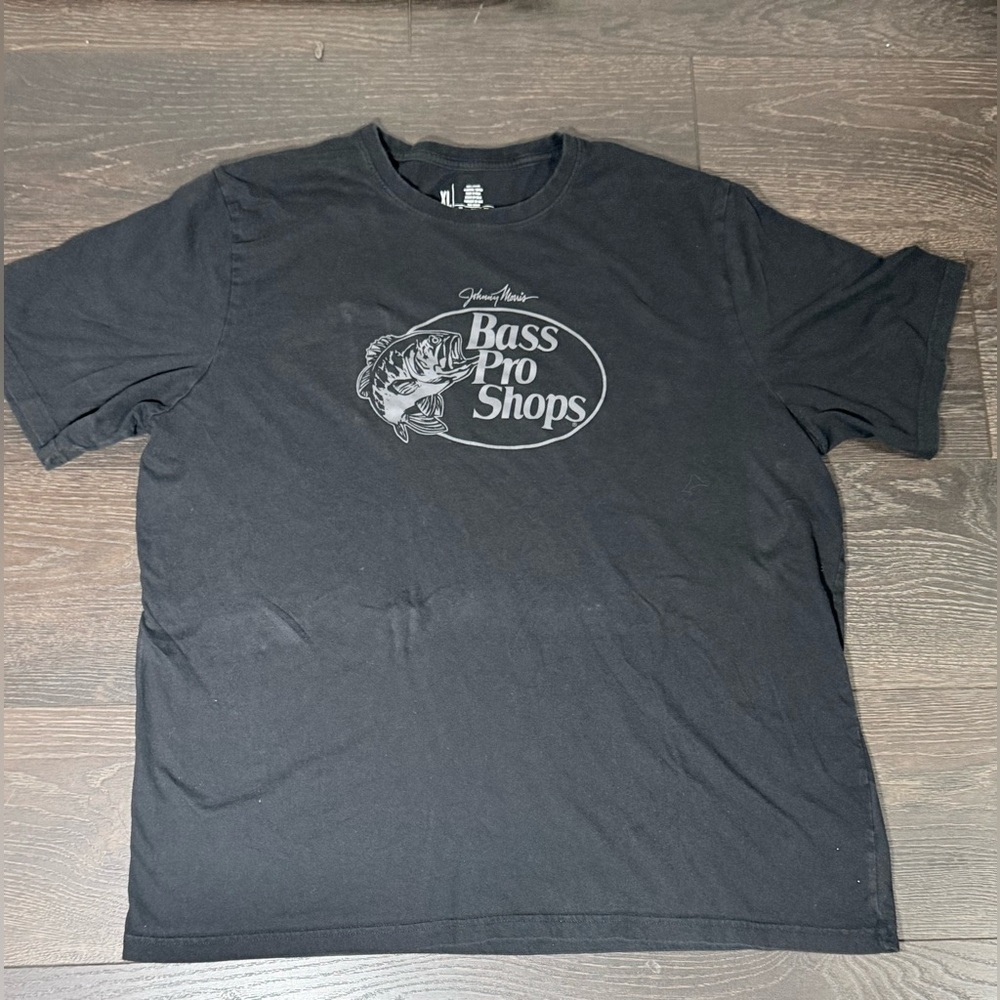 Bass Pro Shops Charcoal Gray Short Sleeve Tee Size XL